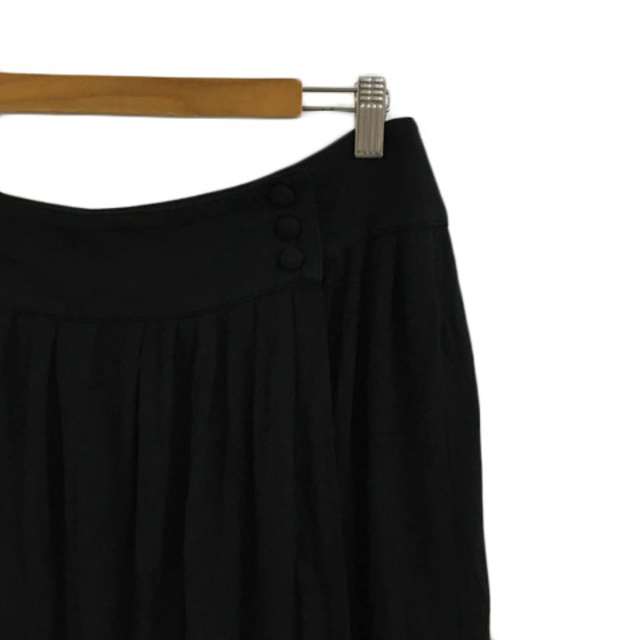 agnes b.(アニエスベー)のアニエスベー スカート フレア ラップ 巻き ミニ タック 無地 3 黒 レディースのスカート(ミニスカート)の商品写真