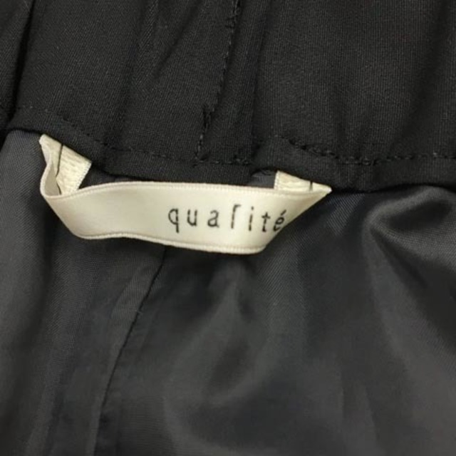 qualite カリテ　タック入りパンツ　ブラック　36