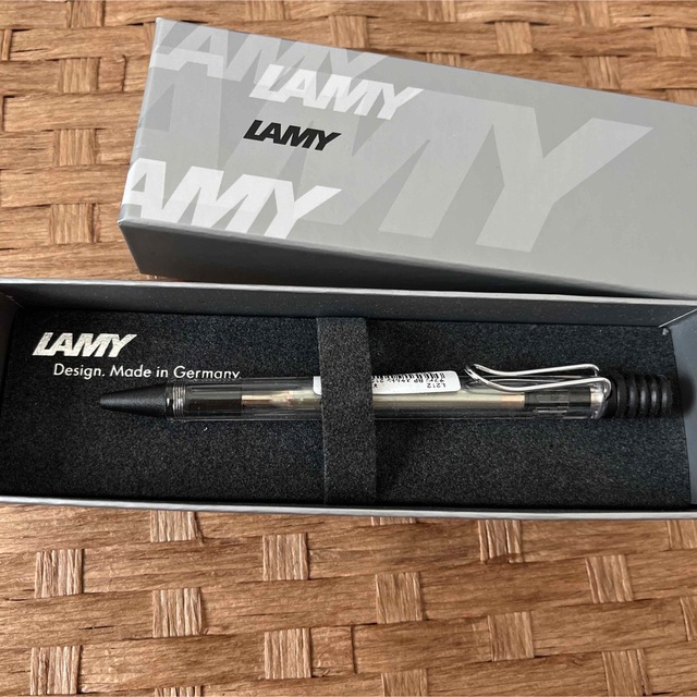 LAMY(ラミー)の新品　LAMY ラミー　サファリ　BP スケルトン　212 オシャレ　ボールペン インテリア/住まい/日用品の文房具(ペン/マーカー)の商品写真