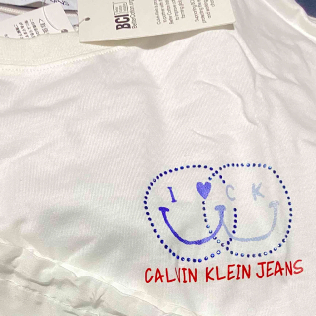 Calvin Klein(カルバンクライン)のCALVIN KLEIN JEANS Tシャツ　 レディースのトップス(Tシャツ(半袖/袖なし))の商品写真