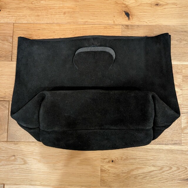 Hender Scheme(エンダースキーマ)のHender Scheme not eco bag wide スウェードブラック レディースのバッグ(ハンドバッグ)の商品写真