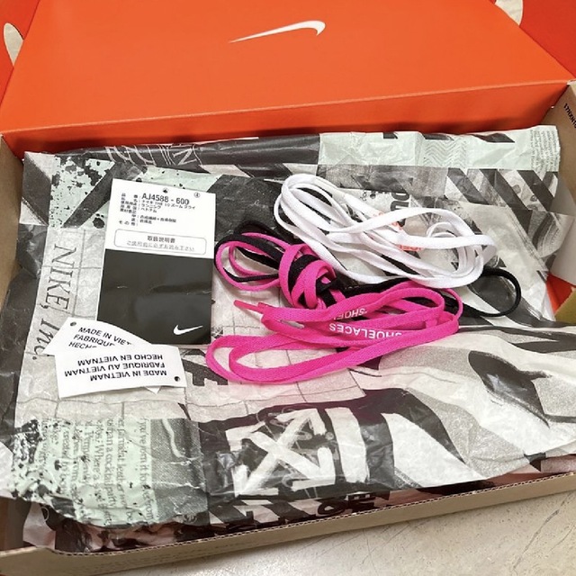 NIKE(ナイキ)のOFF-WHITE × NIKE ZOOM FLY PINK メンズの靴/シューズ(スニーカー)の商品写真