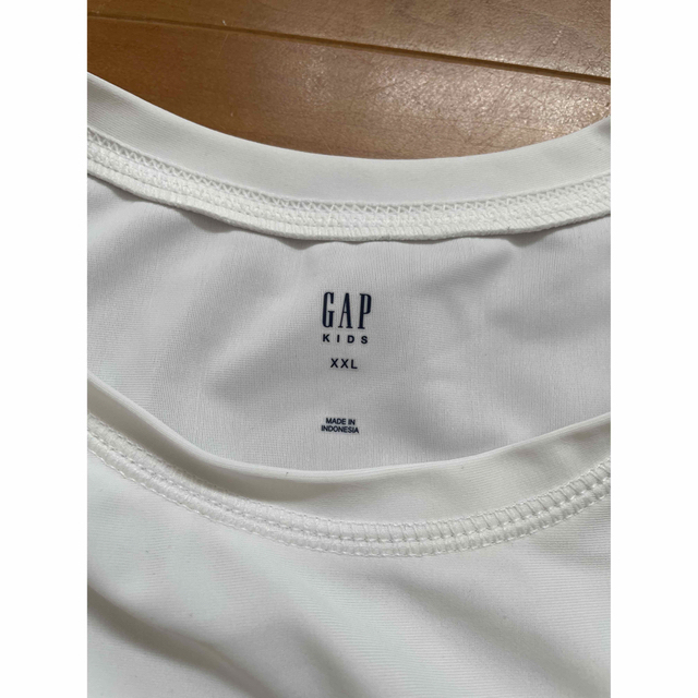 GAP Kids(ギャップキッズ)のGAP ラッシュガード　160  キッズ/ベビー/マタニティのキッズ服男の子用(90cm~)(その他)の商品写真
