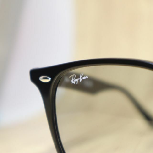 Ray-Ban(レイバン)のケース無　正規品 レイバン  RB4258F-60187  メンズのファッション小物(サングラス/メガネ)の商品写真