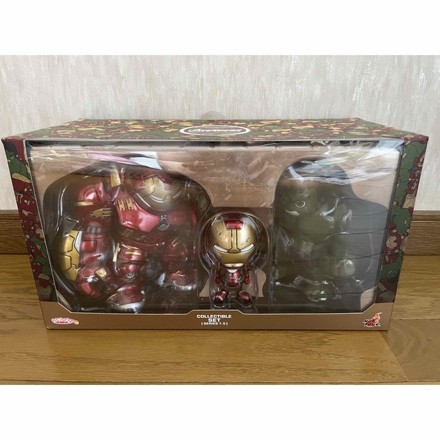 ピーターパーカーコスベイビー　アベンジャーズ　エイジオブウルトロン　新品　marvel