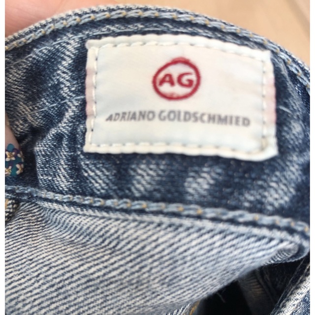 AG(エージー)のAG ダメージデニム レディースのパンツ(デニム/ジーンズ)の商品写真