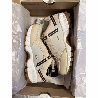 ナイキ(NIKE)の希少品 新品NIKE AIR HUMARA × JACQUEMUS 23.cm(スニーカー)