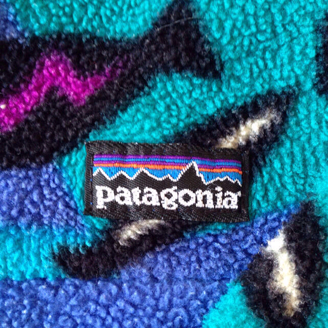 patagonia(パタゴニア)の難あり☻パタゴニアキッズフリースパーカー キッズ/ベビー/マタニティのキッズ服男の子用(90cm~)(その他)の商品写真