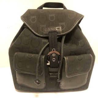 Salvatore Ferragamo(リュック/バックパック)のフリマアイテム一覧 Salvatore Ferragamo(リュック/バックパック)のフリマアイテム一覧