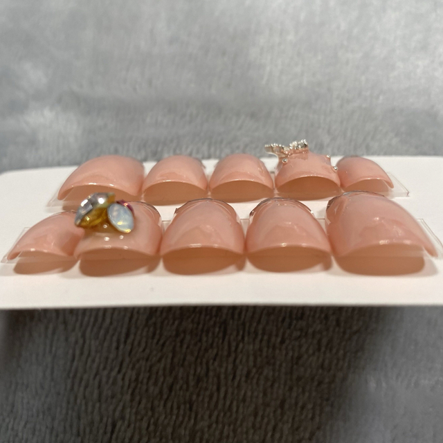 キラキラガラスフレンチネイルチップ コスメ/美容のネイル(つけ爪/ネイルチップ)の商品写真