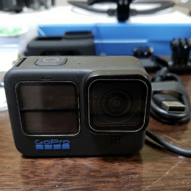 GoPro(ゴープロ)のGOPRO HERO 11 BLACK超美品アクセサリーセット スマホ/家電/カメラのカメラ(コンパクトデジタルカメラ)の商品写真