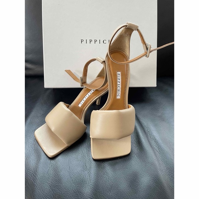 PIPPICHIC(ピッピシック)の極美品　ピッピシック サンダル 35.5 サンドベージュ　22.5㎝ レディースの靴/シューズ(サンダル)の商品写真