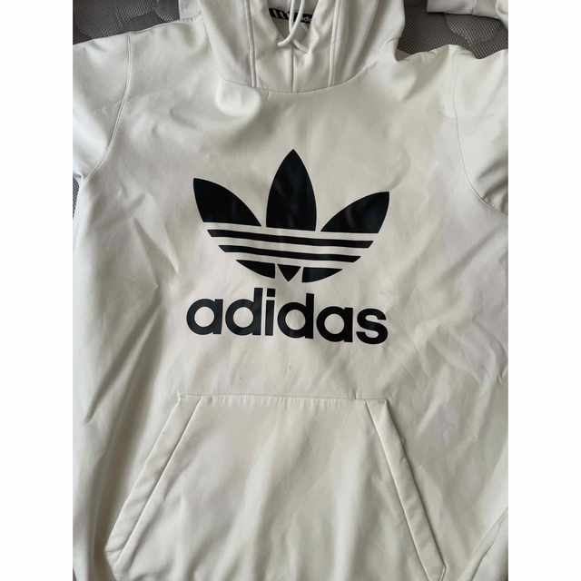 adidasスノボウェア