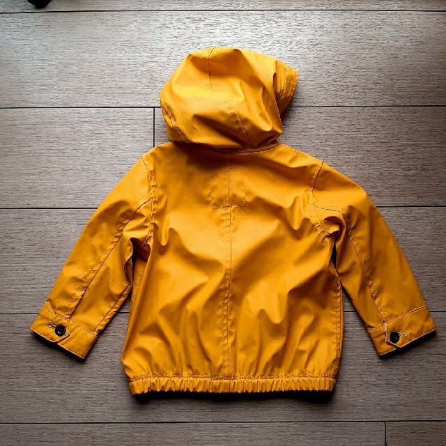 babyGAP(ベビーギャップ)のbaby GAP アウター キッズ/ベビー/マタニティのベビー服(~85cm)(ジャケット/コート)の商品写真