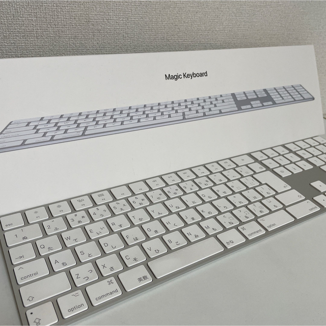 Magic Keyboard（テンキー付き）- 日本語（JIS）　Apple