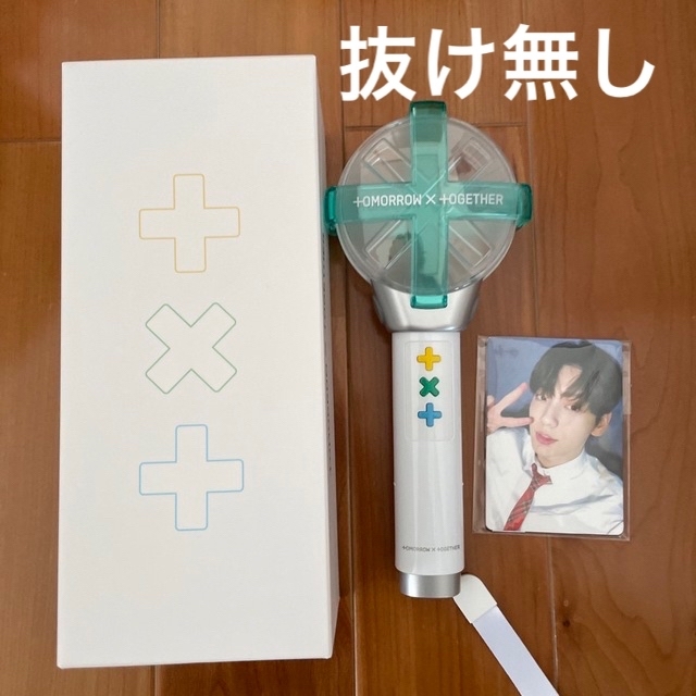 TOMORROW X TOGETHER(トゥモローバイトゥギャザー)のTXT OFFICIAL LIGHTSTICK ペンライト　MOA棒　専用 エンタメ/ホビーのCD(K-POP/アジア)の商品写真