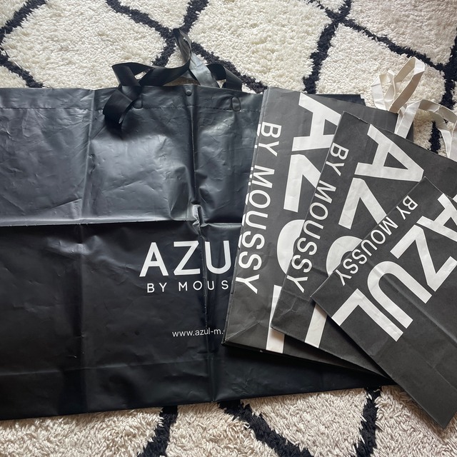 AZUL by moussy(アズールバイマウジー)のショップバック紙袋 レディースのバッグ(ショップ袋)の商品写真