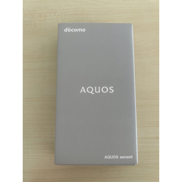 AQUOS sense6