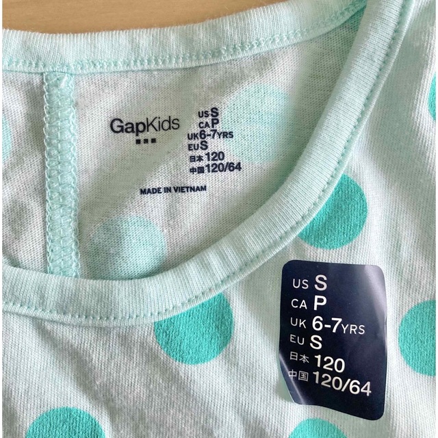 GAP Kids(ギャップキッズ)の未使用　GAP タンクトップ　120cm キッズ/ベビー/マタニティのキッズ服女の子用(90cm~)(Tシャツ/カットソー)の商品写真