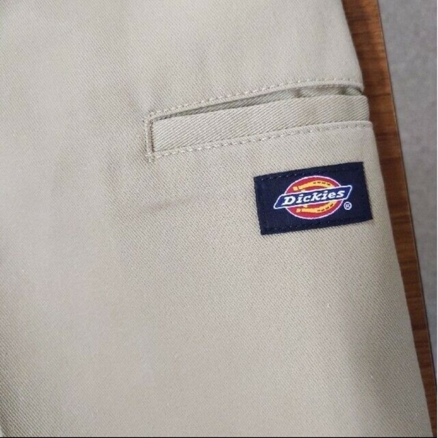 Dickies(ディッキーズ)の新品 32  KH ハーフパンツ ディッキーズ カーキ メンズのパンツ(ショートパンツ)の商品写真