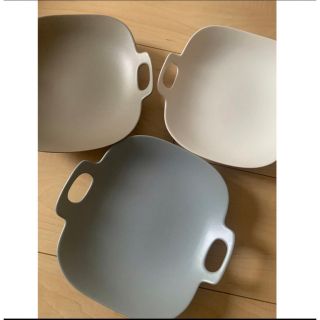 イッタラ(iittala)のイイホシユミコ　ボンボヤージュM白　3枚(食器)