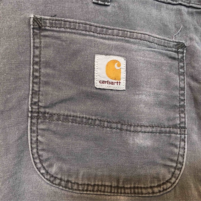 carhartt(カーハート)のカーハート】ワークパンツ42ペインター　グレー　エンブレムタグ　ワンポイント47 メンズのパンツ(ペインターパンツ)の商品写真