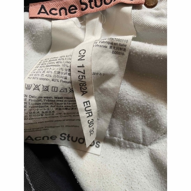 Acne Studios - Acne Studios 1989 faded black 30/32の通販 by ベル's