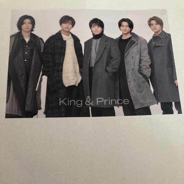 King & Prince(キングアンドプリンス)のKing&Prince  Dear Tiara盤　CD キンプリ　FC限定盤 エンタメ/ホビーのDVD/ブルーレイ(アイドル)の商品写真