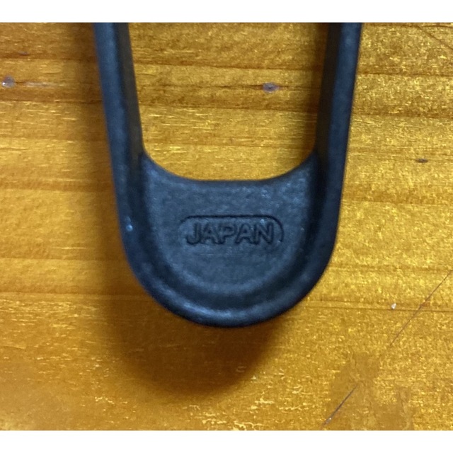 クローバー　糸切りはさみ ハンドメイドの素材/材料(その他)の商品写真