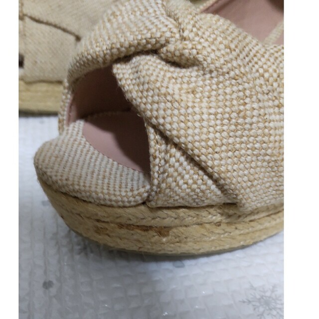 ISBIT(アイズビット)のアイズビット 厚底サンダル Sサイズ レディースの靴/シューズ(サンダル)の商品写真