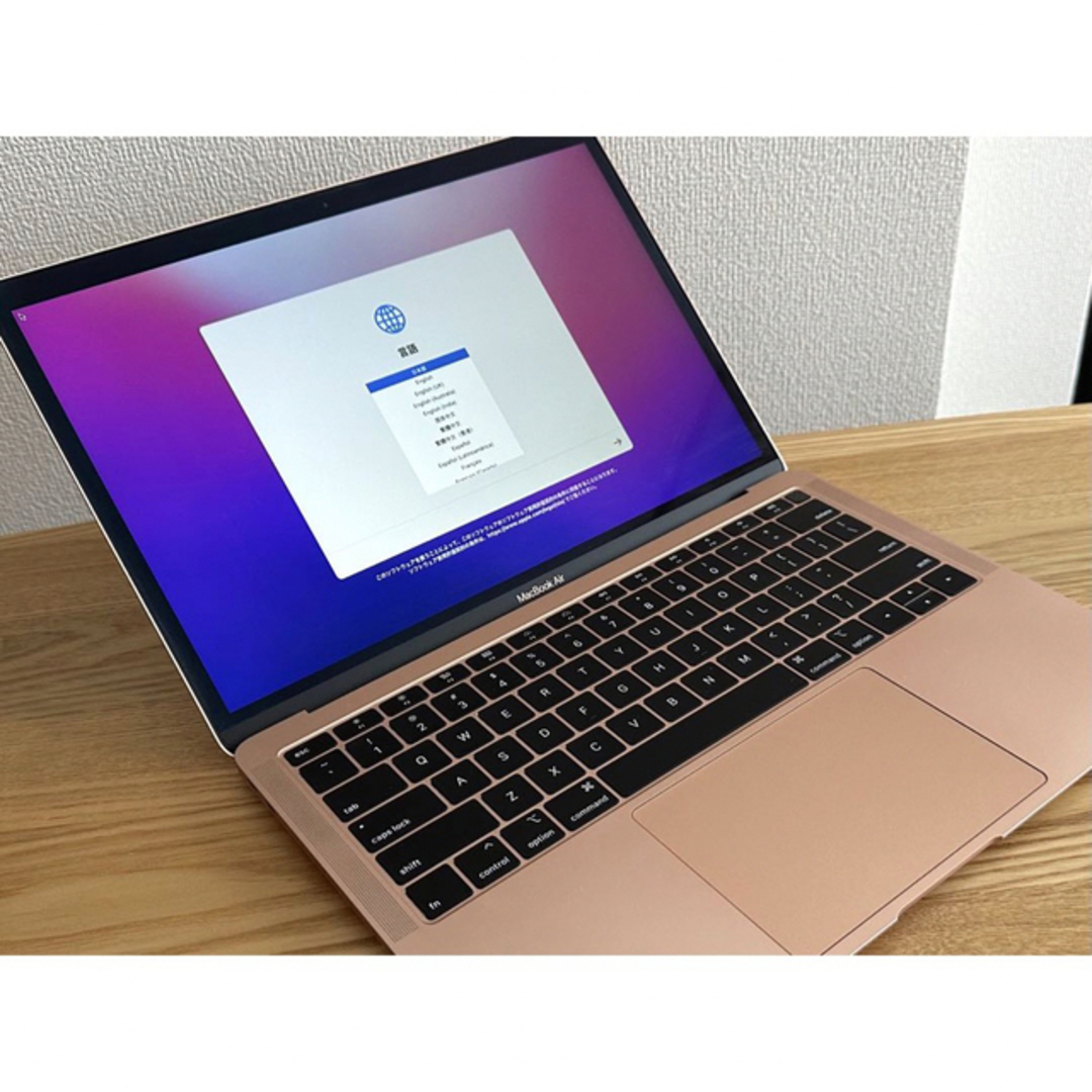 美品。即発送⇒MacBook Air13inch／ゴールド　　おまけ付き