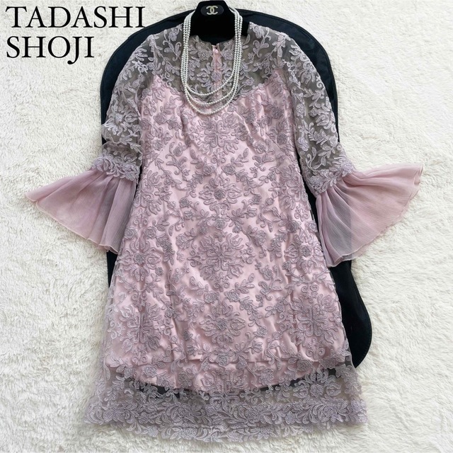 TADASHI SHOJI(タダシショウジ)の美品　タダシショージ　フレアスリーブドレス　フラワーレース　ワンピース　ピンク レディースのワンピース(ひざ丈ワンピース)の商品写真