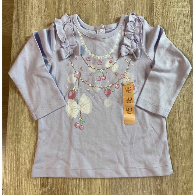 motherways(マザウェイズ)の☆新品！motherways 女の子カットソー90cm☆ キッズ/ベビー/マタニティのキッズ服女の子用(90cm~)(Tシャツ/カットソー)の商品写真