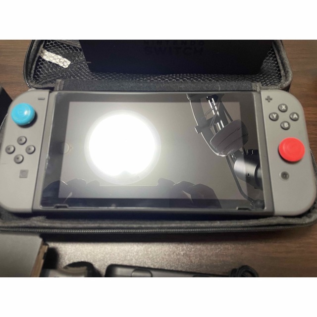 Nintendo Switch(ニンテンドースイッチ)のNintendo Switch本体&収納ケース&HORIコン エンタメ/ホビーのゲームソフト/ゲーム機本体(家庭用ゲーム機本体)の商品写真