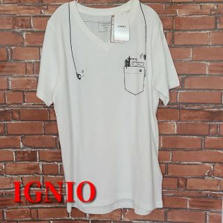 IGNIO　フェイクプリント　VネックTシャツ　ホワイト　レディースMサイズ(Tシャツ(半袖/袖なし))