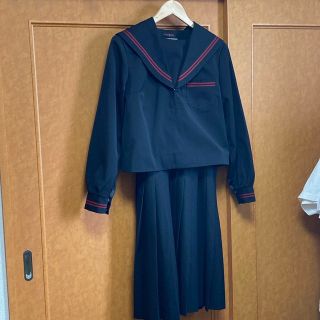 セーラー服 本物 黒 赤ライン ① 大きい(コスプレ)