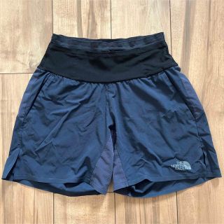 ザノースフェイス(THE NORTH FACE)の【THE NORTH FACE】美品！トレイルランニング用パンツ S ネイビー(その他)