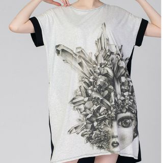 グラニフ(Design Tshirts Store graniph)の新品未使用！グラニフ 鴻池朋子 クリスタル ワンピース レディース(ひざ丈ワンピース)