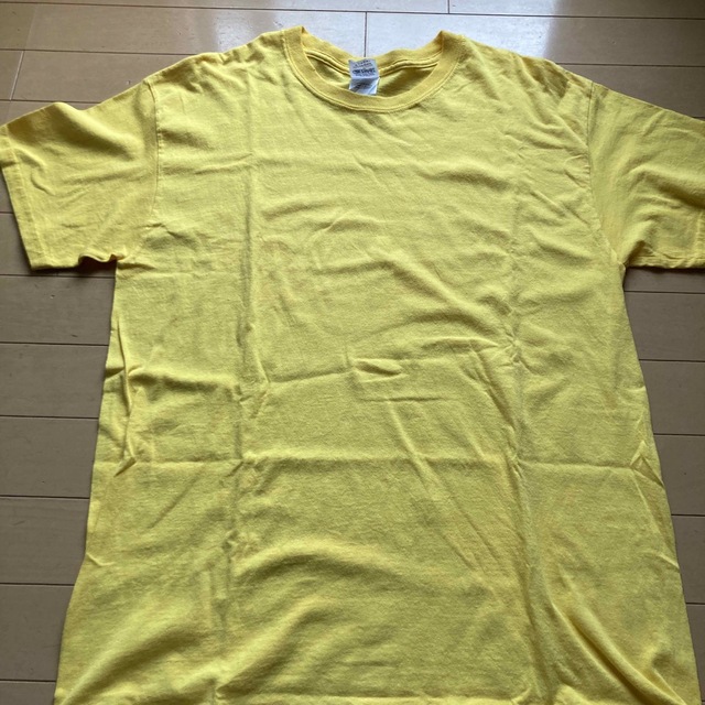 GILDAN(ギルタン)のギルダン 黄色Tシャツ メンズのトップス(Tシャツ/カットソー(半袖/袖なし))の商品写真