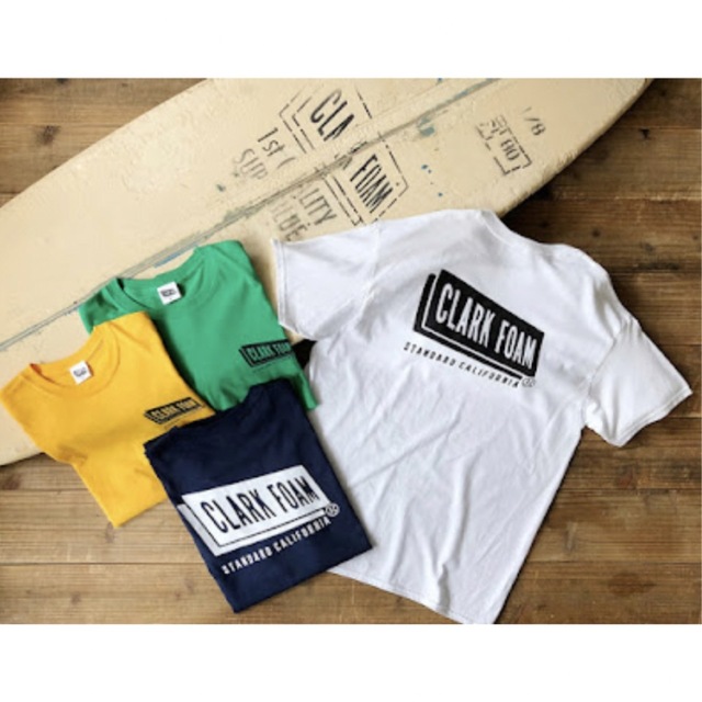 STANDARD CALIFORNIA(スタンダードカリフォルニア)のCLARK FOAM × STANDARD CALIFORNIA LOGO T メンズのトップス(Tシャツ/カットソー(半袖/袖なし))の商品写真