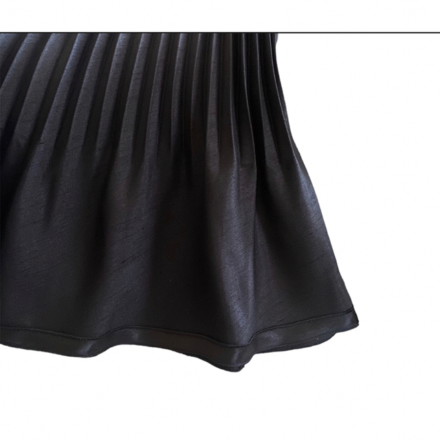 Courreges(クレージュ)のCourreges　プリーツスカート　フレアスカート　フリルスカート　フォーマル レディースのスカート(ひざ丈スカート)の商品写真