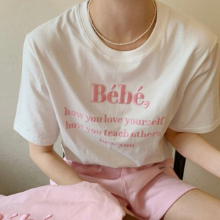 韓国 bebe 刺繍ロゴ 半袖 Tシャツ 白 ホワイト(Tシャツ/カットソー(半袖/袖なし))