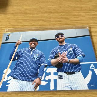 ヨコハマディーエヌエーベイスターズ(横浜DeNAベイスターズ)の新中古！ 横浜DeNA2017年5月7日 ラミレス、パットン 公式写真 (応援グッズ)