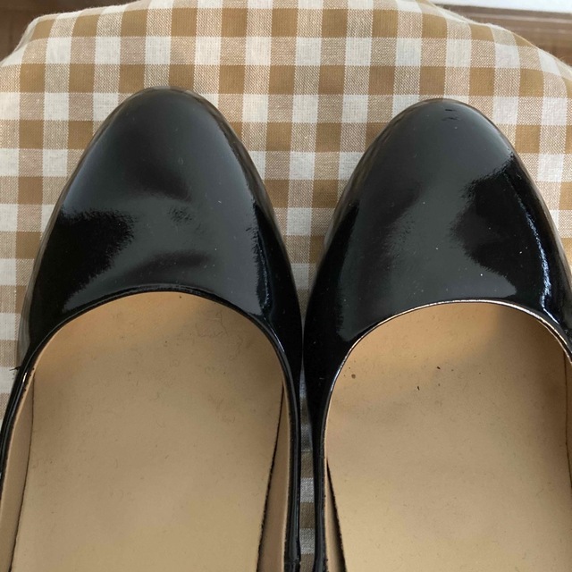 パンプス　エナメル　ブラック レディースの靴/シューズ(ハイヒール/パンプス)の商品写真