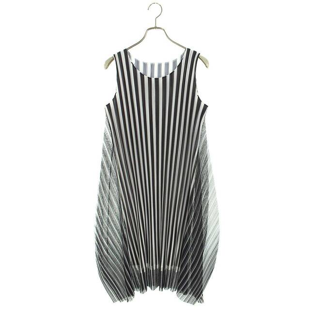 PLEATS PLEASE ISSEY MIYAKE - プリーツプリーズ PP41-JH674 PLEATS PLEASE ISSEY MIYAKE - プリーツプリーズ PP41-JH674