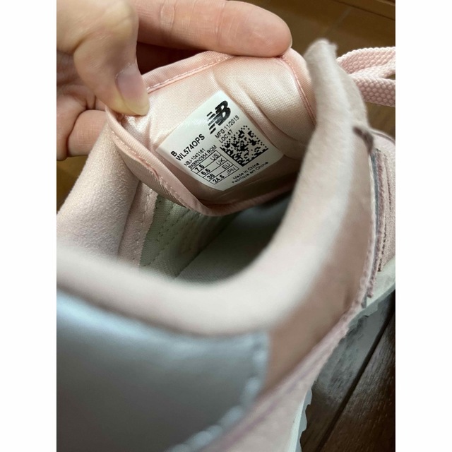 574（New Balance）(ゴーナナヨン)のニューバランス574 ピンク レディースの靴/シューズ(スニーカー)の商品写真