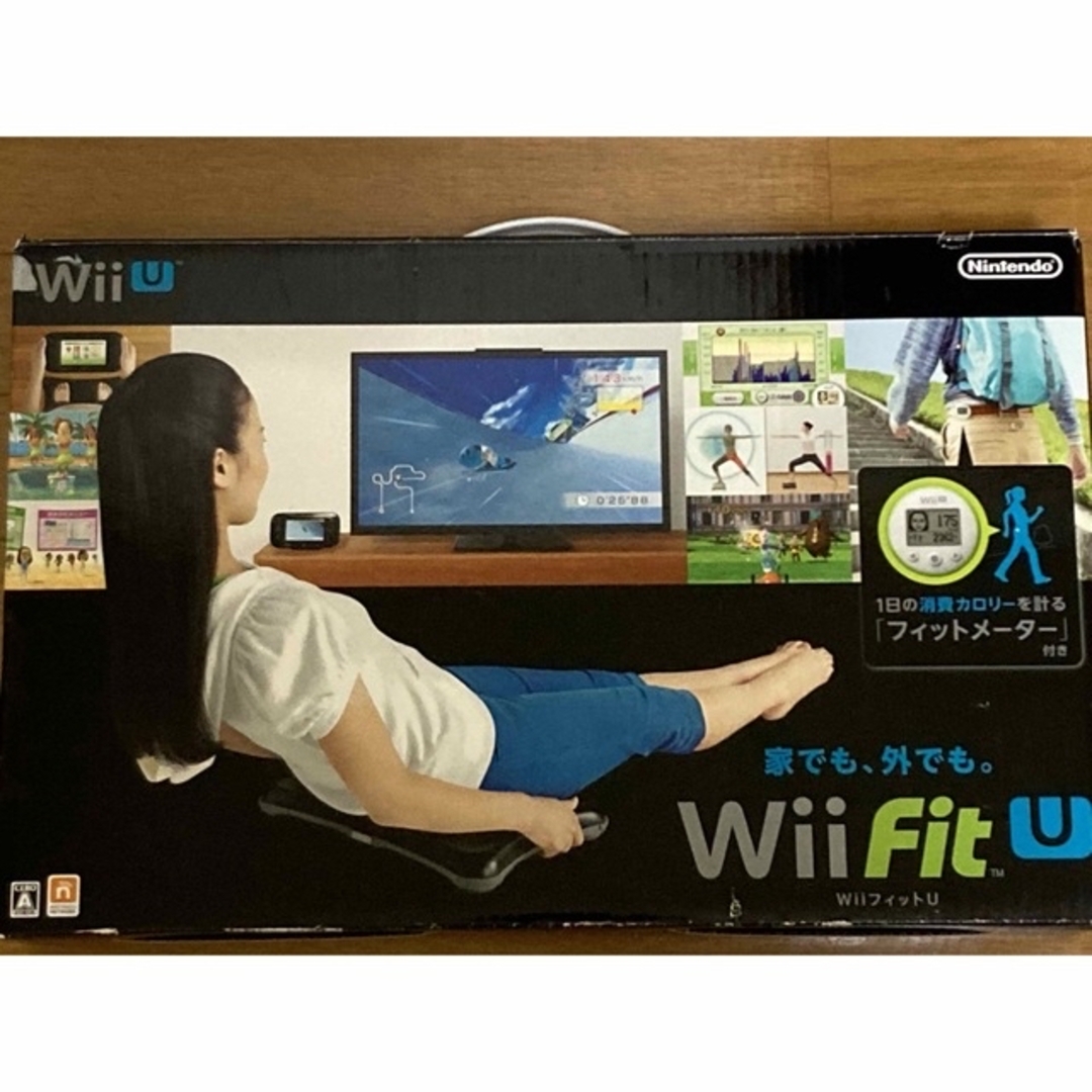 【正規新品】任天堂　Wii Fit U　バランスWiiボード (クロ) + フィットメーター (ミドリ) セット　Wii U アクセサリ、周辺機器