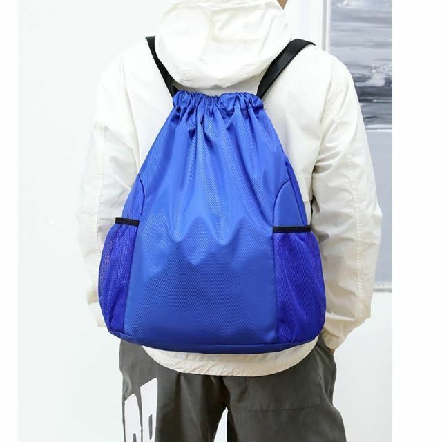 ナップサック 紺 ネイビー シューズケース  軽量 スポーツ 水泳 ボールケース レディースのバッグ(リュック/バックパック)の商品写真