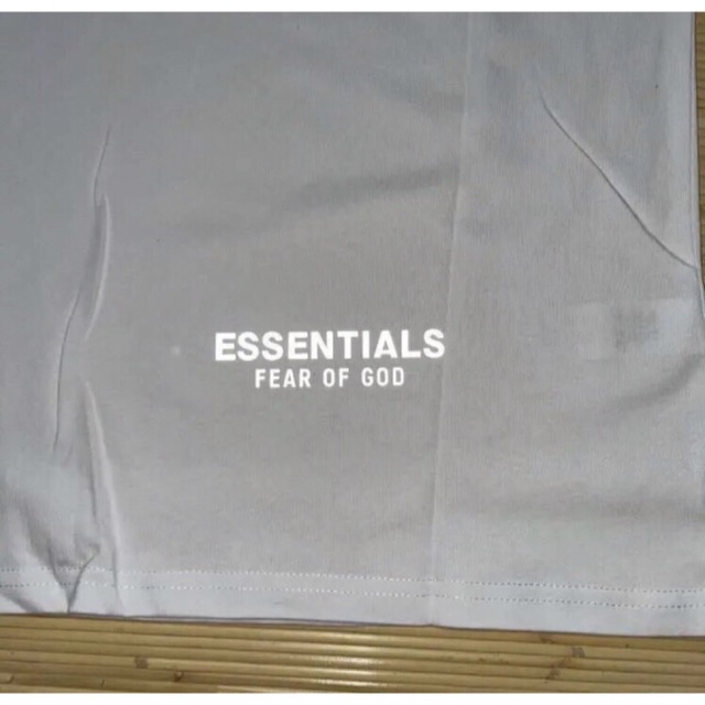 【LA限定】エッセンシャルズ　FOG ESSENTIALS Tシャツ　 Lサイズ