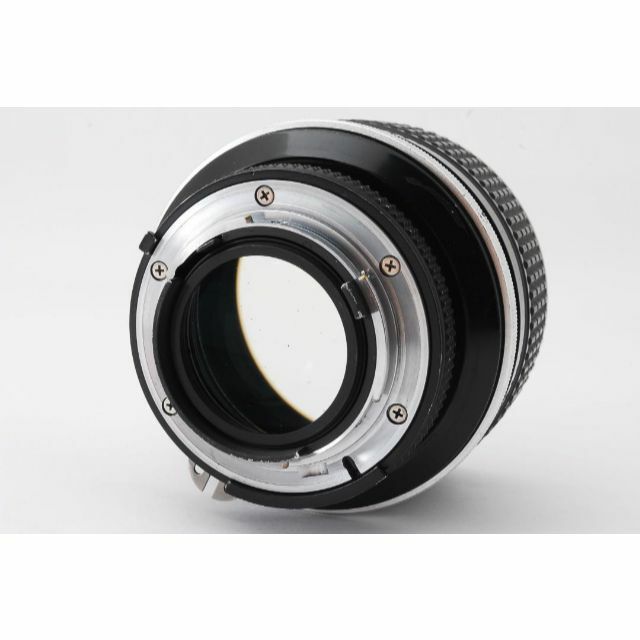 E15 / ニコン Ai-s NIKKOR 85mm F1.4 /4952-35-